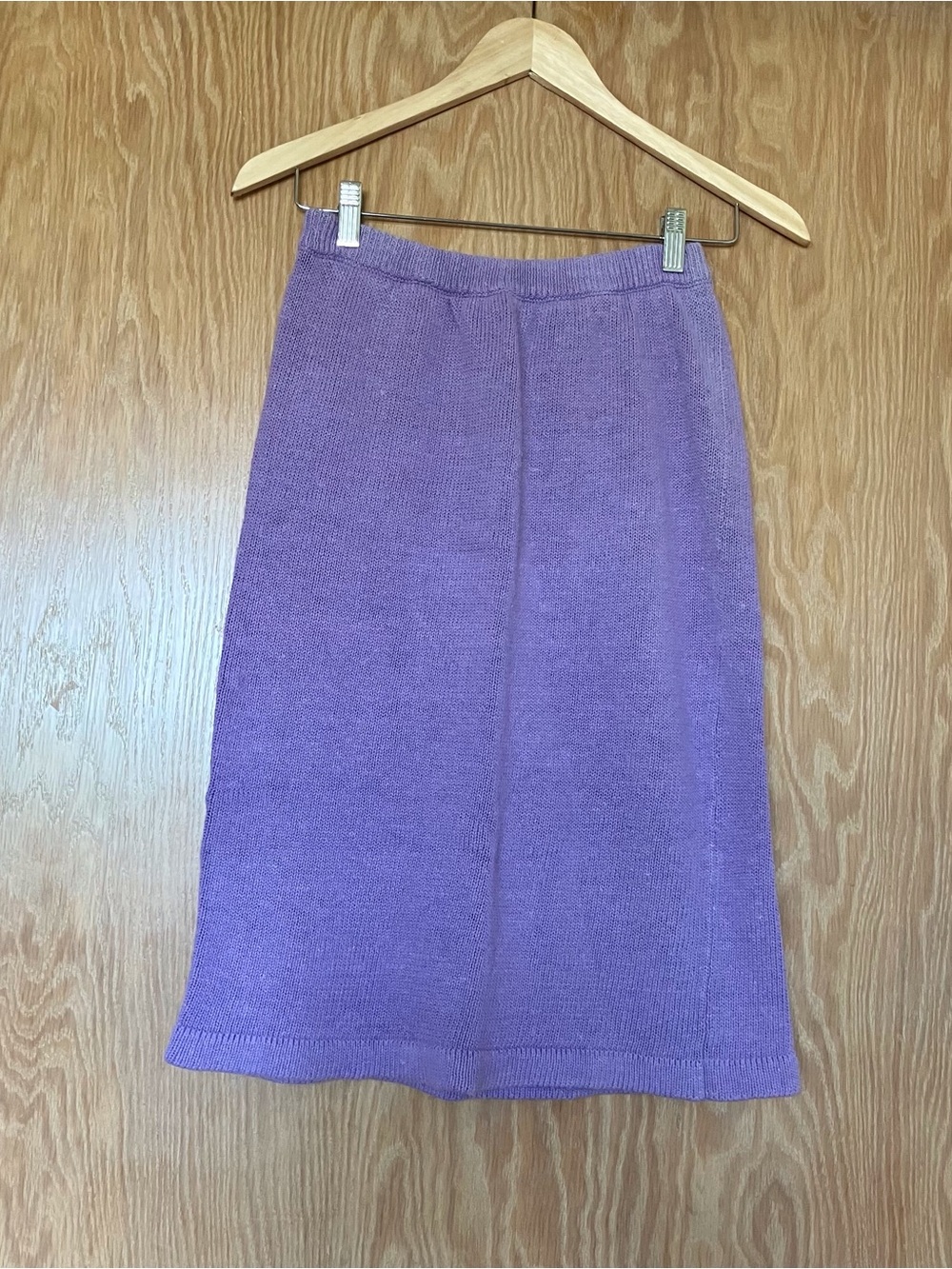Vintage purple knit midi skirt!